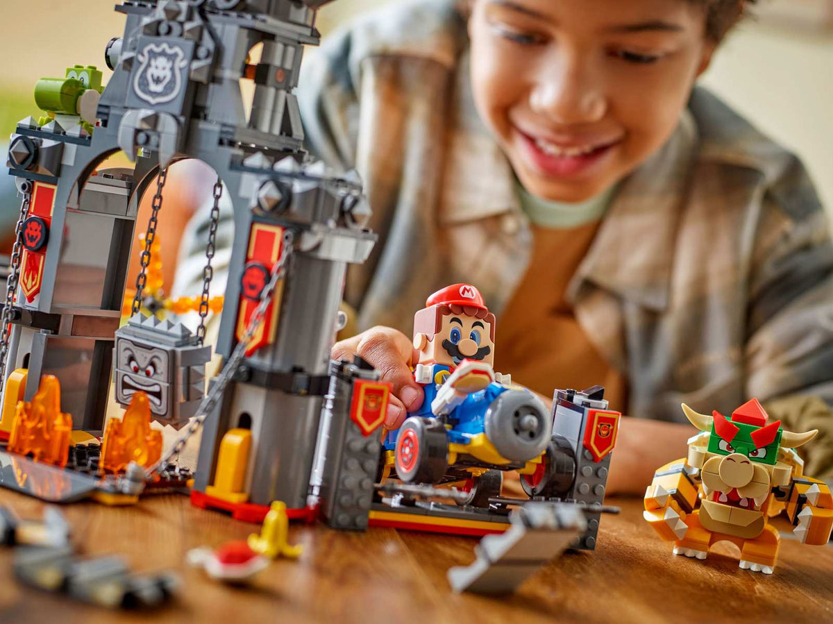 LEGO® Super Mario™ 72039 Mario Kart™ – Bowsers Festung