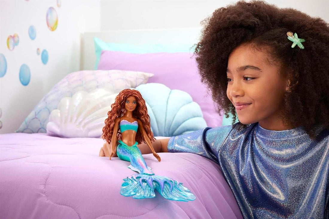 Mattel Disney Arielle Puppe Die kleine Meerjungfrau inspiriert vom Film The Little Mermaid Spielzeug beweglich Disney Geschenke Spielzeug ab 3 Jahre HLX08