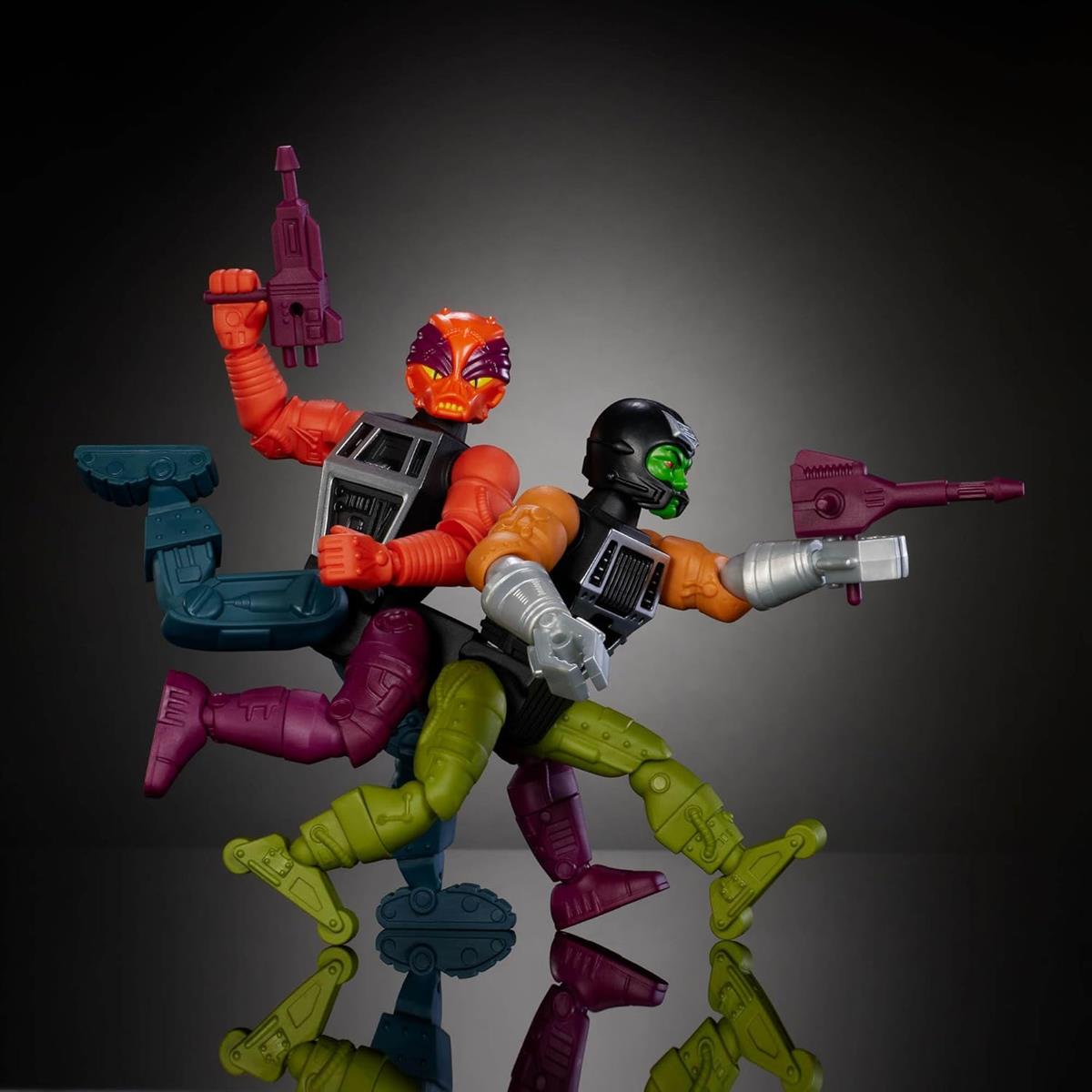 Masters of The Universe Origins Actionfigur Deluxe Multi Bot ca. 14,7 cm groß, böser Roboter mit Waffen, detailreiches Design mit 43 modularen Teilen, JKC46