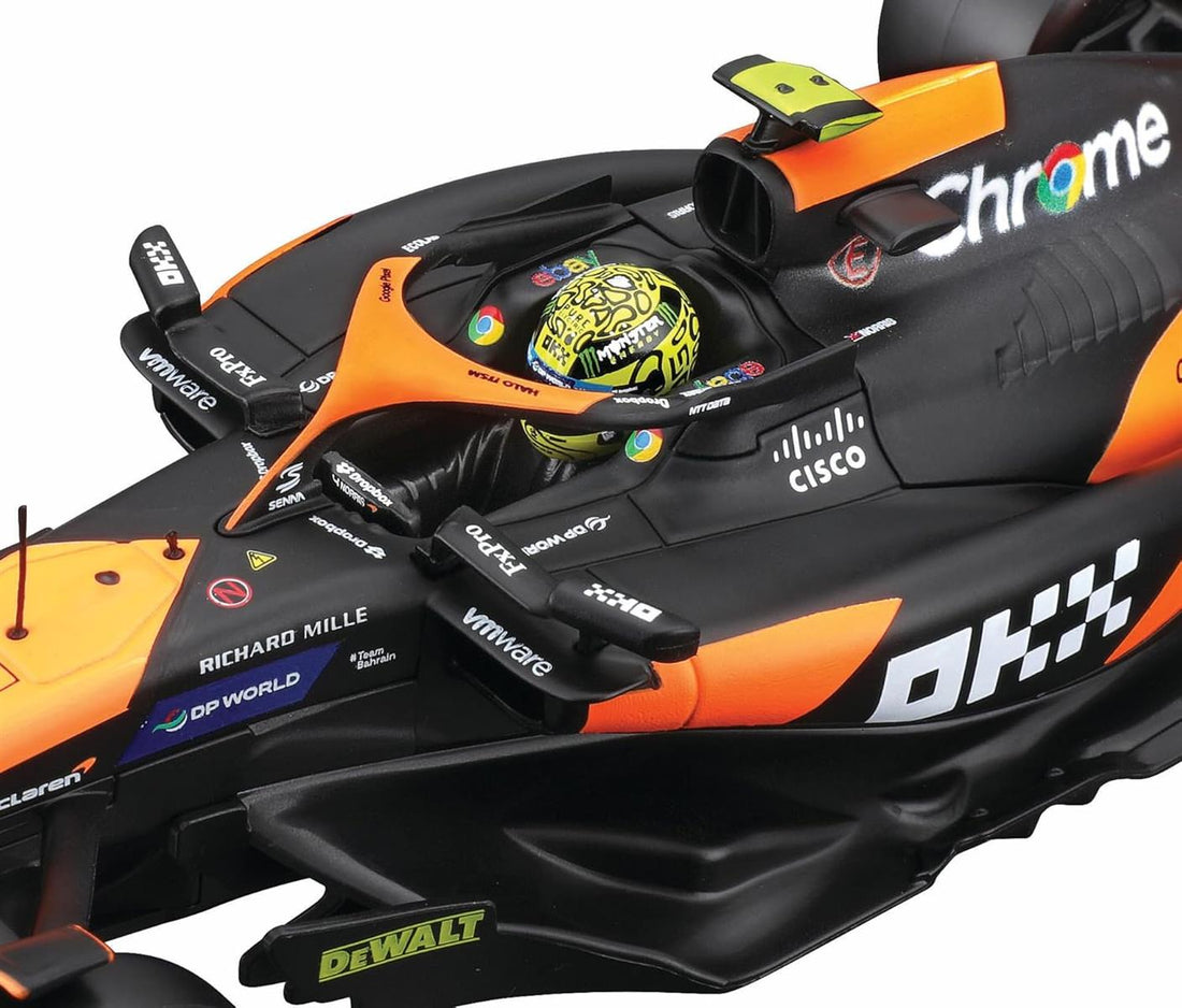 Bburago Formel 1 McLaren MCL38 (2024): Modellauto im Maßstab 1:24, mit Fahrer #4 Lando Norris, Hardcase, 26,1 cm, orange schwarz (18-28033N)