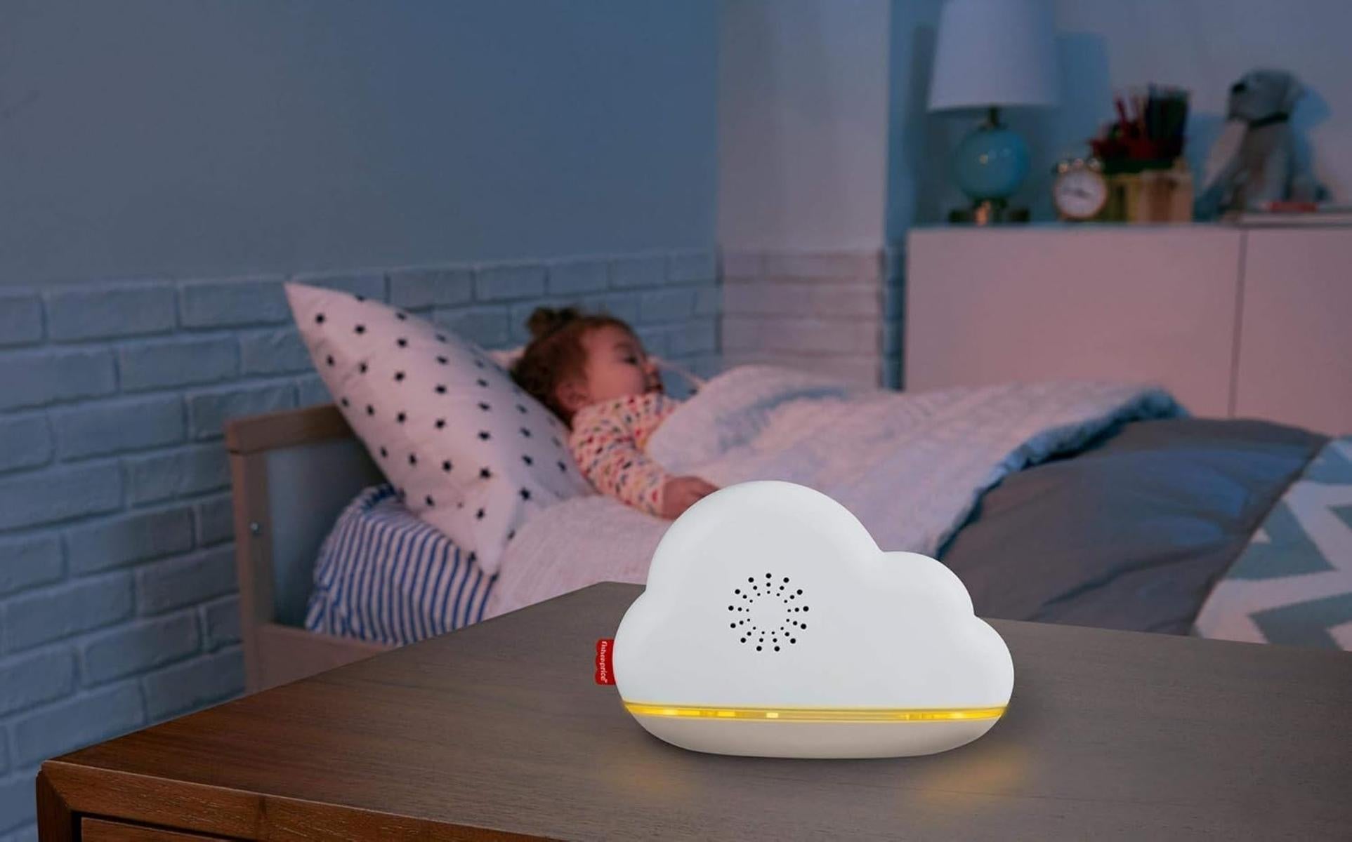Fisher-Price, GRP99 Traumhaftes WolkenMobile und Spieluhr mit Geräuschsensor zur automatischen Aktivierung für Babys und Kleinkinder, bunt