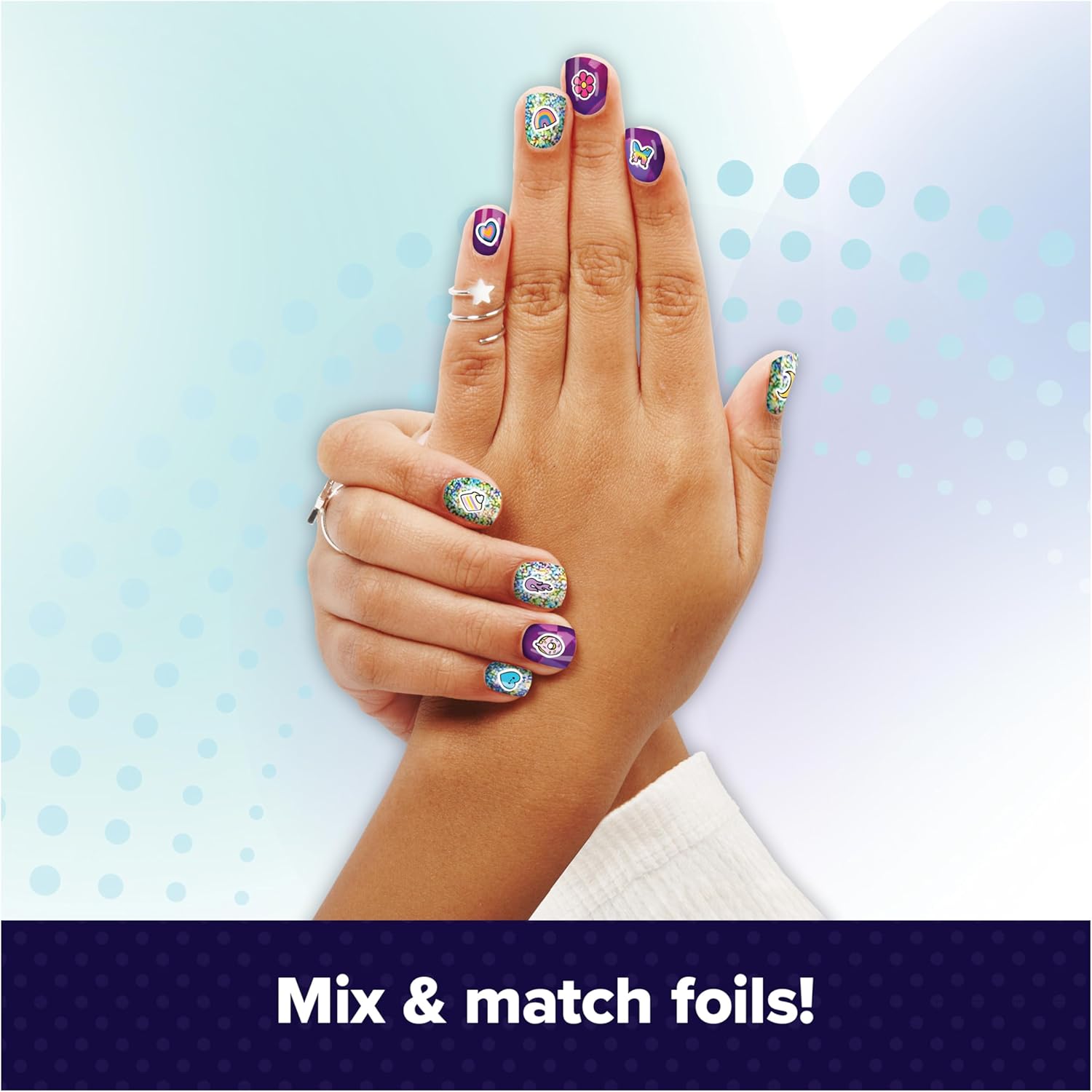 Cool MAKER Go Glam Foliennägel Set - mit 6 schimmernden Folien und Nagelaufklebern für 5 selbst designte Maniküren, für Kinder ab 7 Jahren