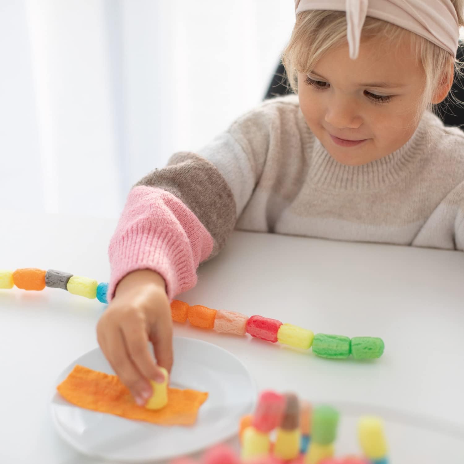 Playmais WORLD Princess Bastel-Set für Kinder ab 3 Jahren | Circa 1000, Vorlagen & Anleitungen zum Basteln | Geschenke für Kinder | Fördert Kreativität & Feinmotorik | Natürliches Spielzeug