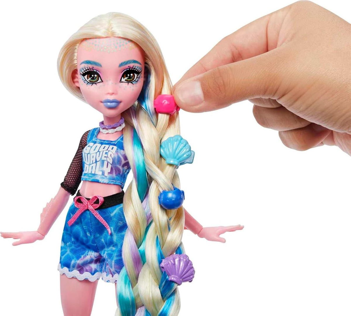Monster High Puppe, Lagoona Blue Spa Day Set mit Wear and Share Zubehör wie Haarspangen, Haarkreide und Tattoos (HKY69)