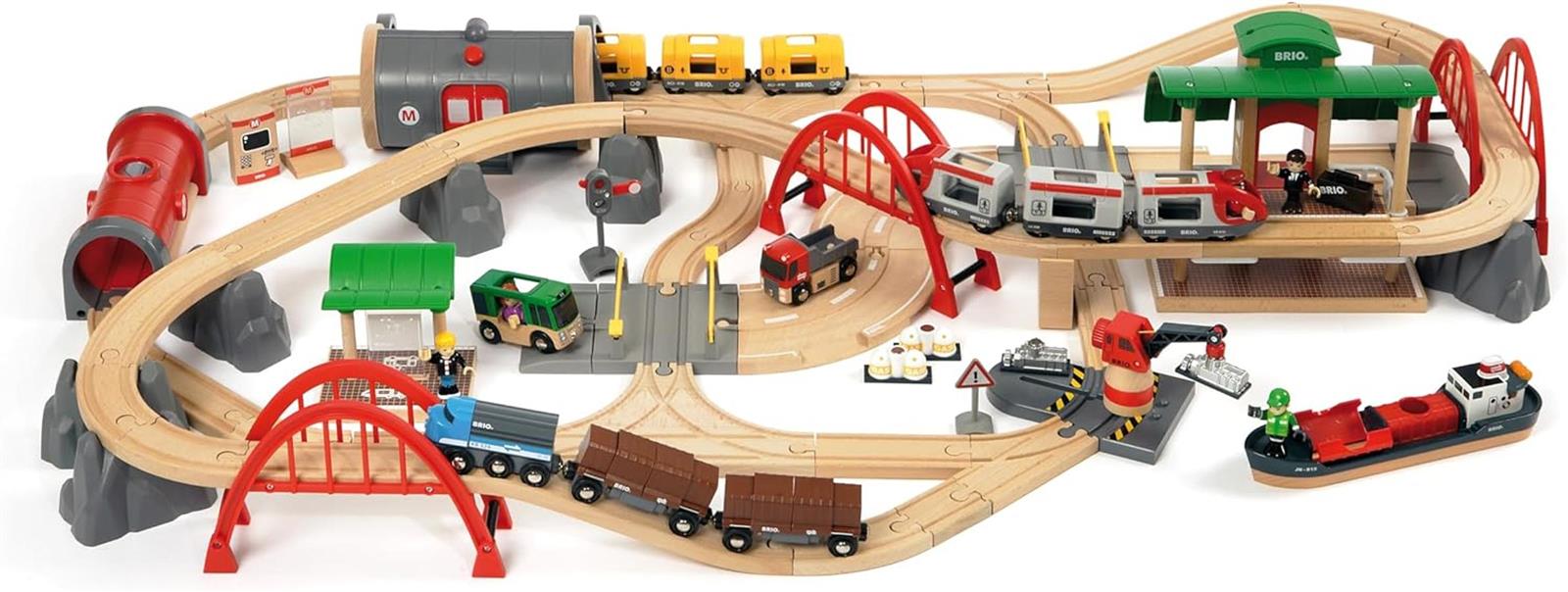 BRIO World 33052 Straßen & Schienen Bahn Set Deluxe - Straßen & Schienen Eisenbahn - Kleinkindspielzeug empfohlen für Kinder ab 3 Jahren