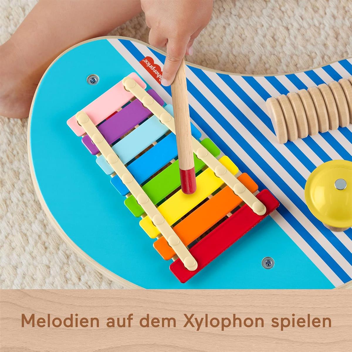 Fisher-Price Kleinkinderspielzeug Holz-Musiktisch mit Percussion-Instrumenten, 3 Holzteile für Kinder ab 2 Jahren, HXT91