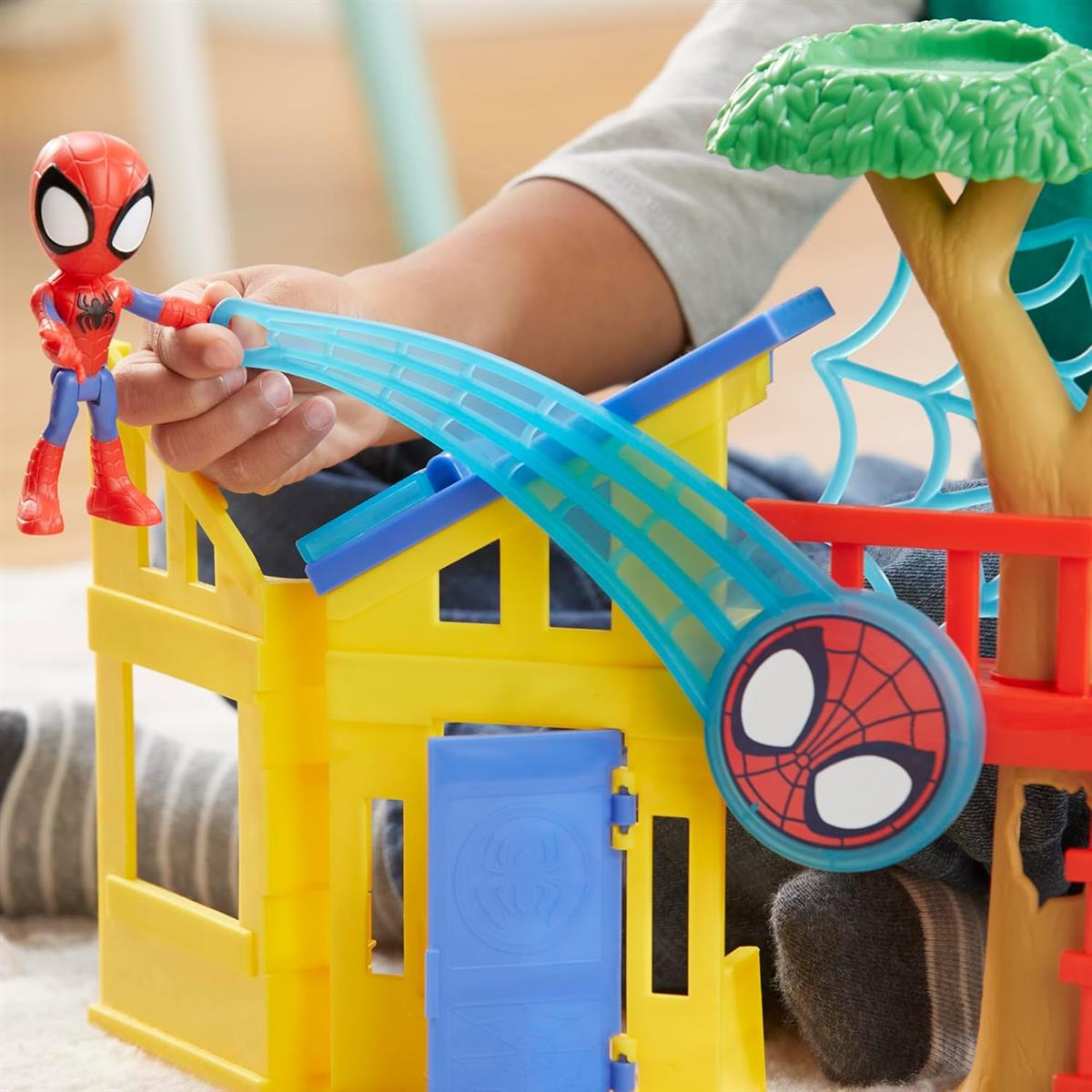 HASBRO Marvel Spidey und Seine Super-Freunde Spideys Spielplatz Spielset mit Spidey Action-Figur
