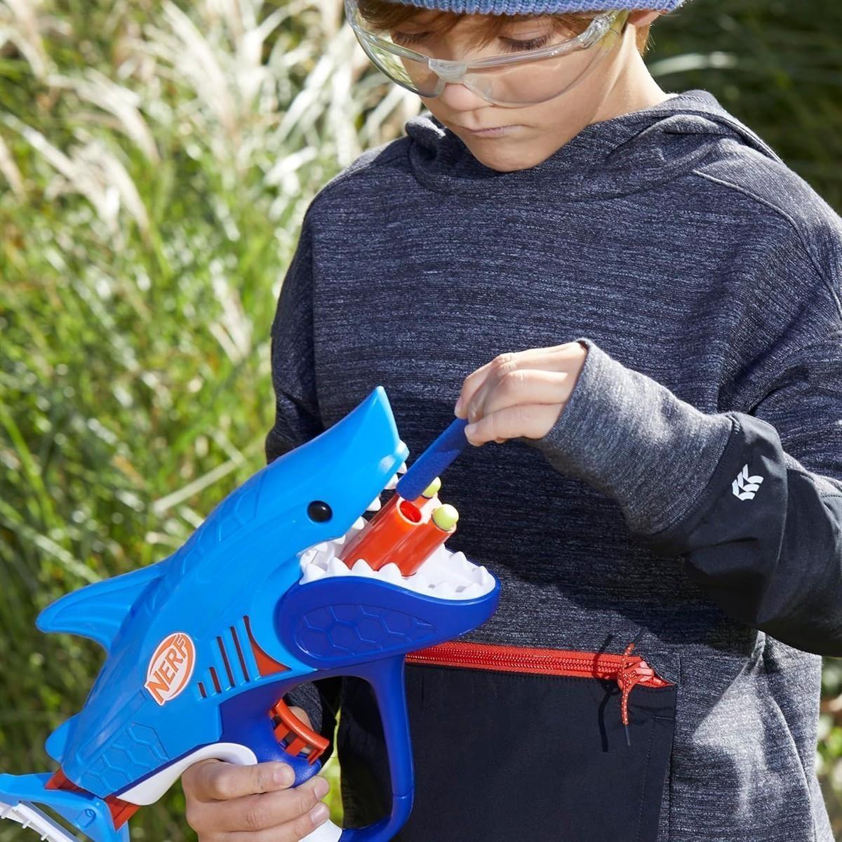 Nerf Junior Wild Sharkfire Easy Play Dart-Blaster