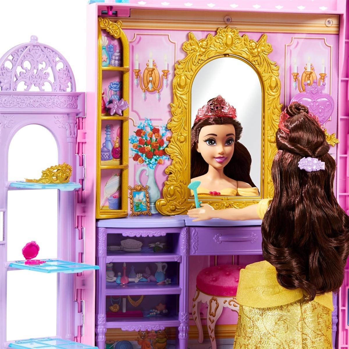 Mattel Disney Prinzessin-Schrankspielset mit 2 Kleidungsstücken, 25 Zubehörteilen, Frisiertisch, Ankleidezimmer, Laufsteg und Aufbewahrung, erweiterbar auf bis zu ca. 60 cm, vom Film inspiriert HXC20