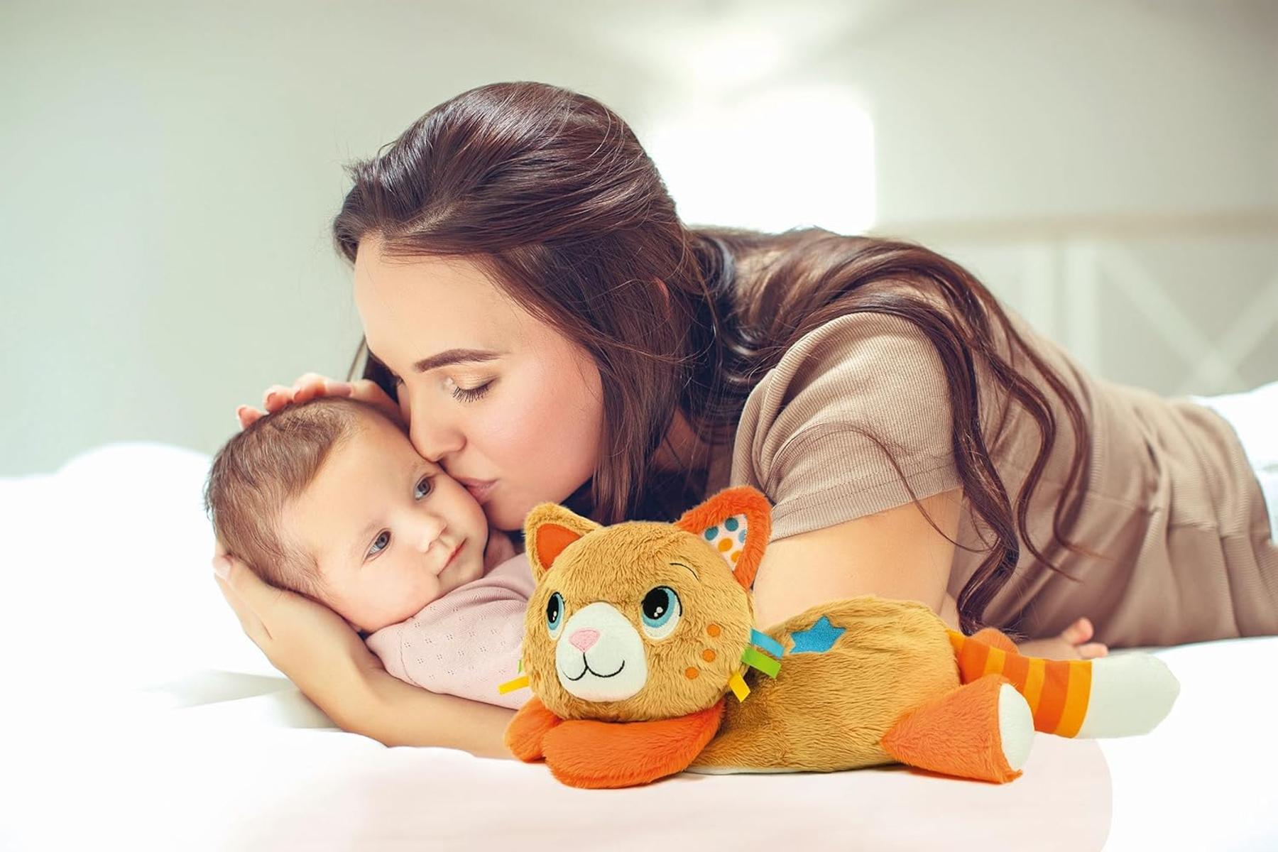 Clementoni Baby Kitty - Schlaf- und Kuschelkätzchen - Schnurrendes Plüsch-Kuscheltier zur Beruhigung für Babys ab der Geburt 59402