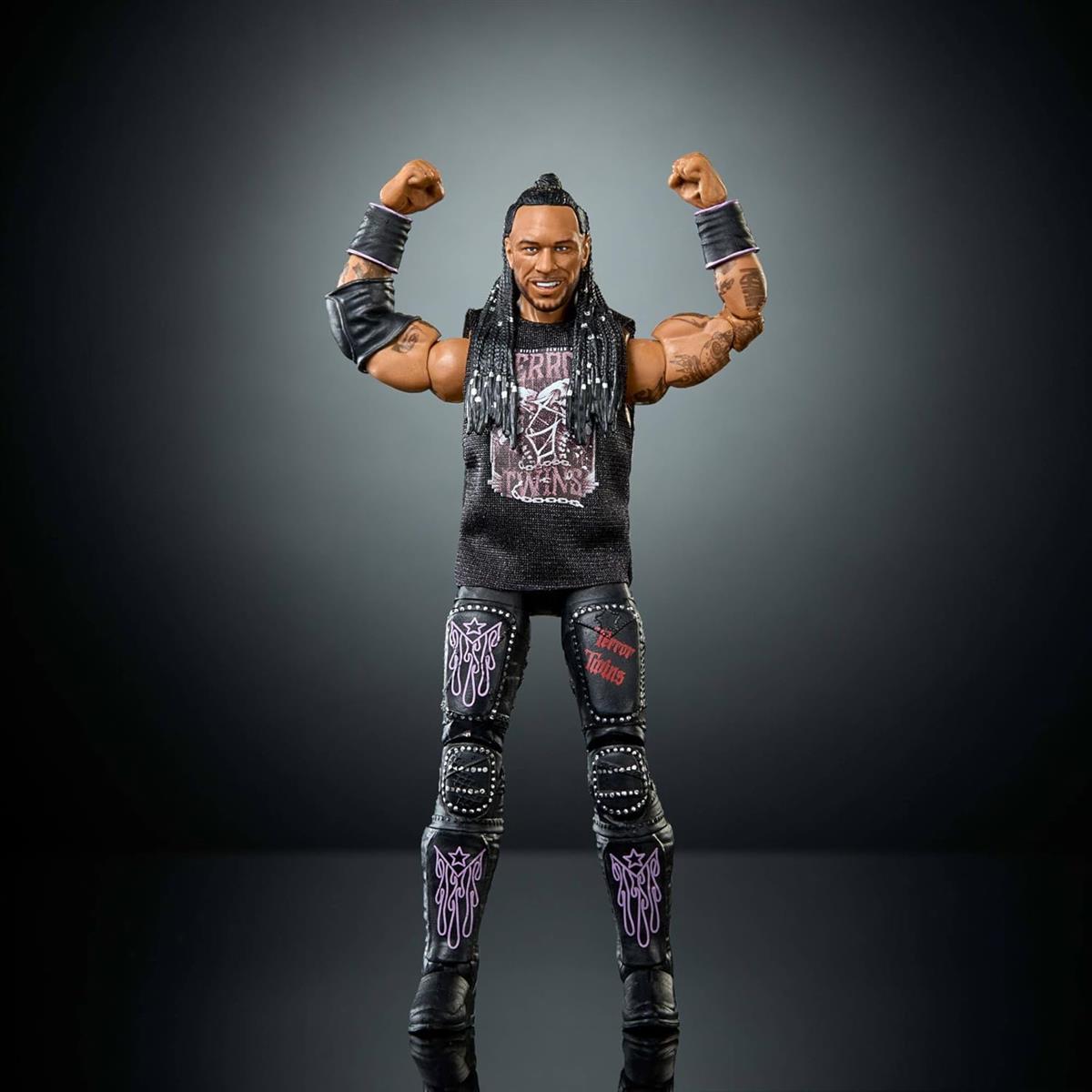 Mattel WWE Elite Actionfigur und Zubehör, Serie #122 Set, ca. 15 cm große Sammelfigur Damian Priest mit 25 Bewegungspunkten und austauschbaren Händen, JHT53