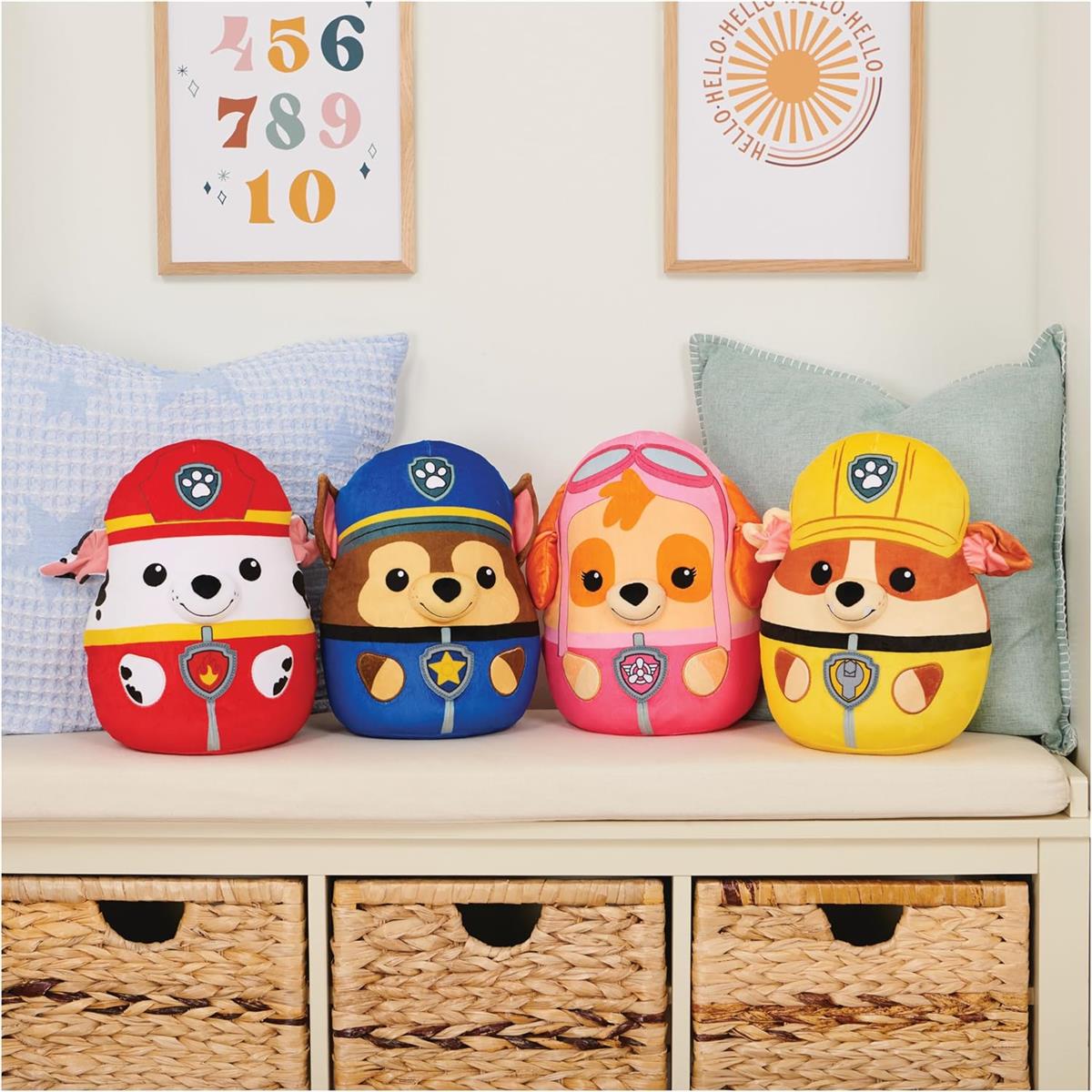 PAW PATROL GUND Trend Squishy Chase, 30 cm - hochwertiges Plüschtier und Kuschelkissen in einem, Geschenk für Kinder ab 1 Jahr