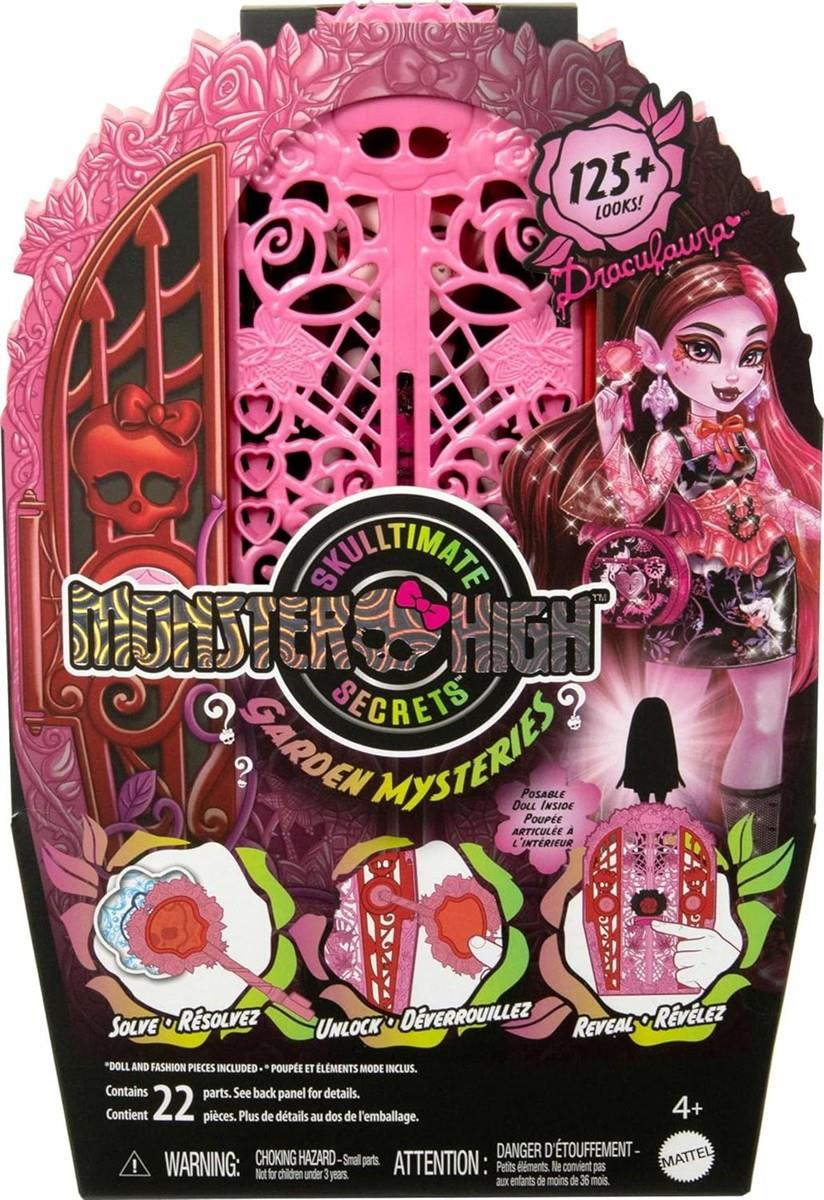 Monster High Skulltimate Secrets Set aus Puppe und Zubehör, Garden Mysteries Draculaura mit zauberhaftem Kleiderschrank und über 19 Teeparty-Überraschungen wie Puppenkleidung, HYT72