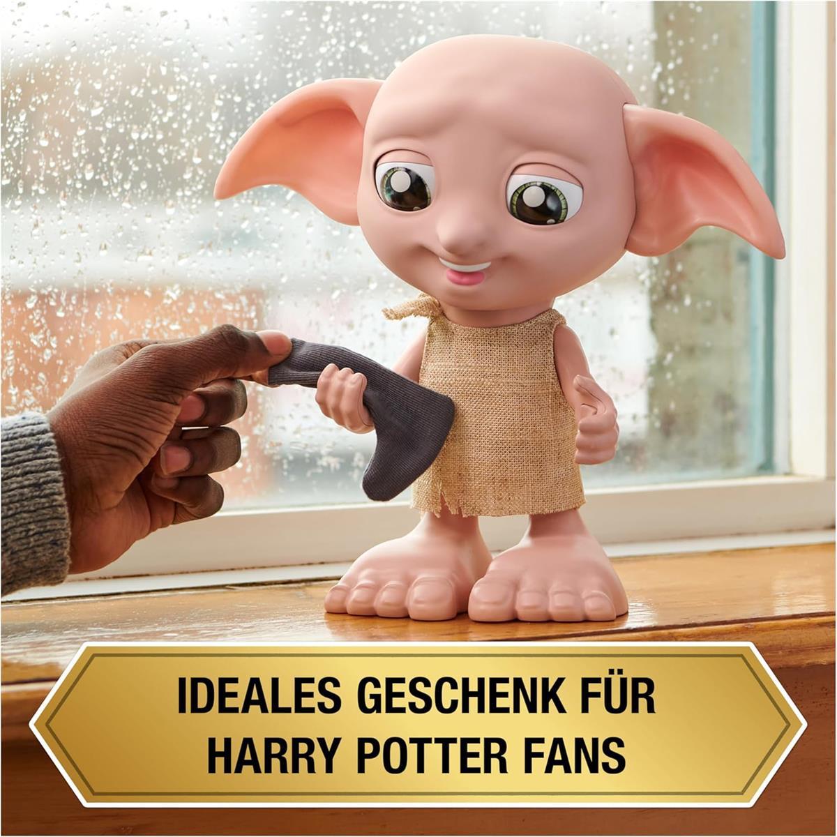Wizarding World Harry Potter - Interaktiver Dobby Hauself Puppe mit über 30 Geräuschen, Sätzen und Bewegungen, Deutsch-Italienisch, Spielzeug für Kinder ab 6 Jahren, Fanartikel