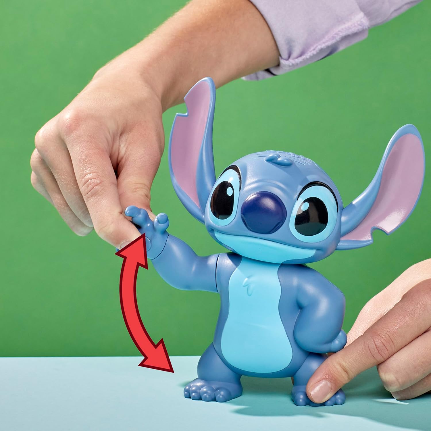 Hasbro Gaming Bop It! Disney Stitch Spiel | zu Disneys Lilo & Stitch | offiziell Lizenziertes Disney Spiel | ab 8 | für 1 oder mehr Spieler | Kinderspiel - Deutsche Version