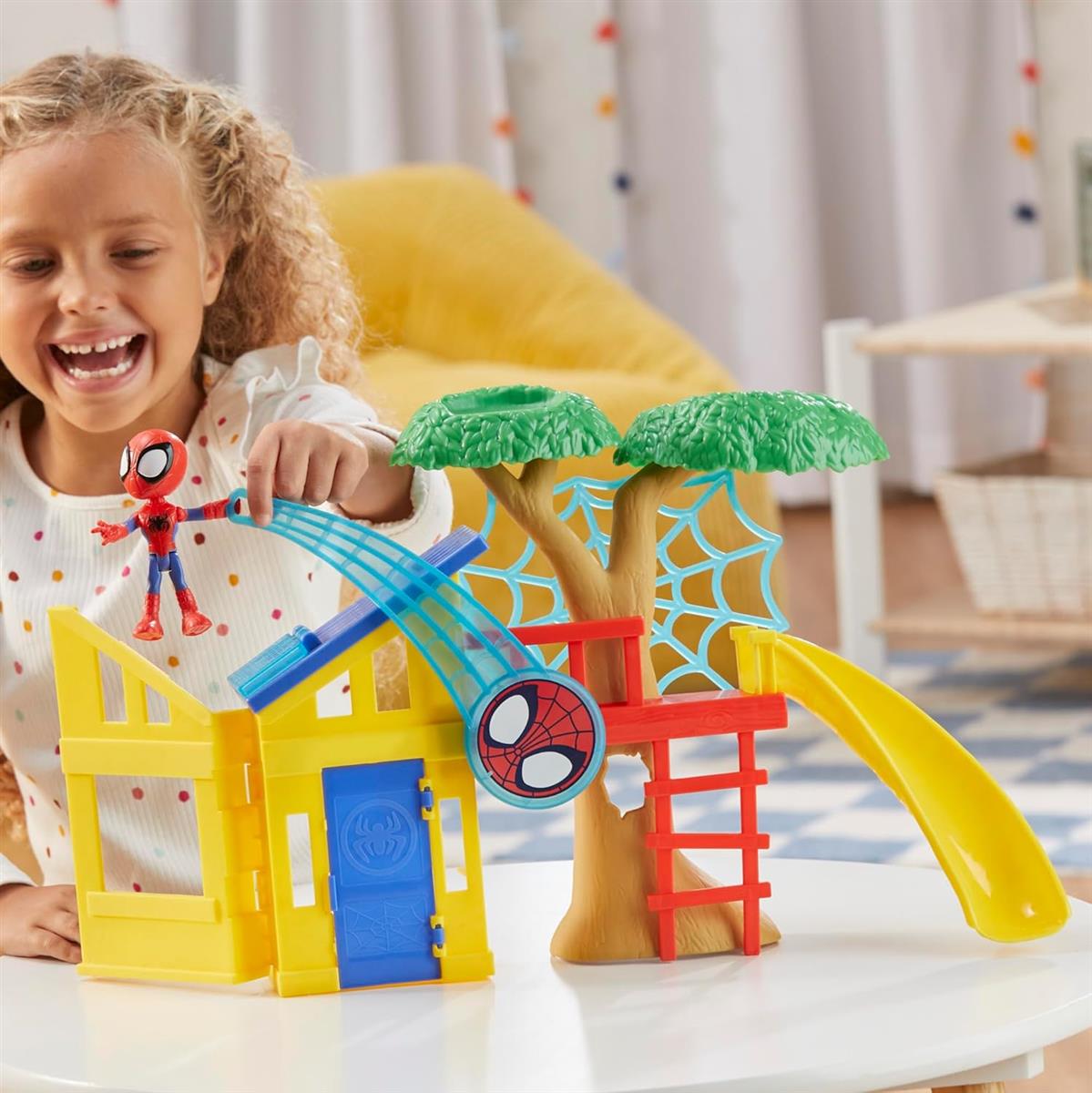 HASBRO Marvel Spidey und Seine Super-Freunde Spideys Spielplatz Spielset mit Spidey Action-Figur