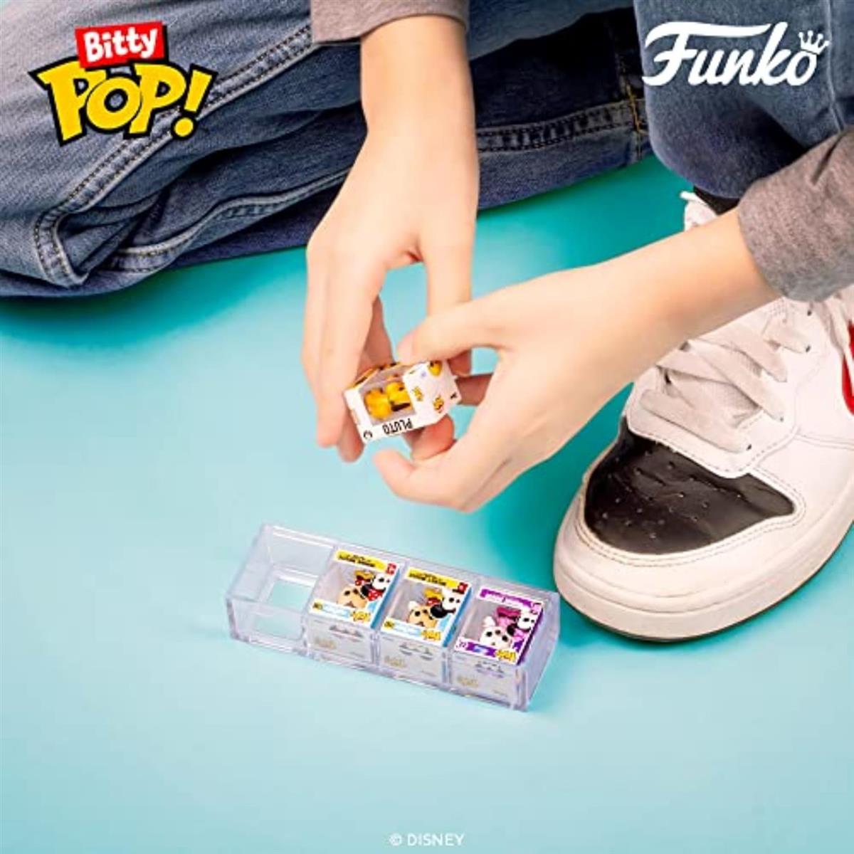 Funko Bitty Pop! Disney - Mickey Mouse, Minnie Mouse (pink Dress), Pluto und eine Überraschungs-Mini-Figur - 0.9 Inch (2.2 cm) Sammlerstück Stapelbares Display-Regal Inklusive - Geschenkidee