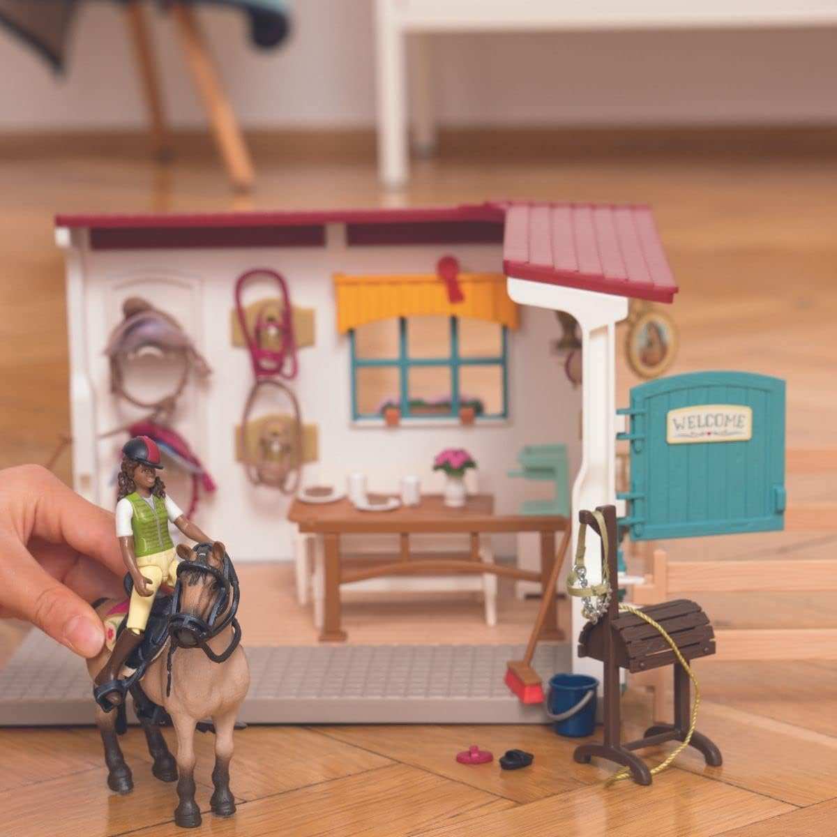 Schleich Horse Club 42591 Sattelkammer ab 5 Jahre 85 Teile