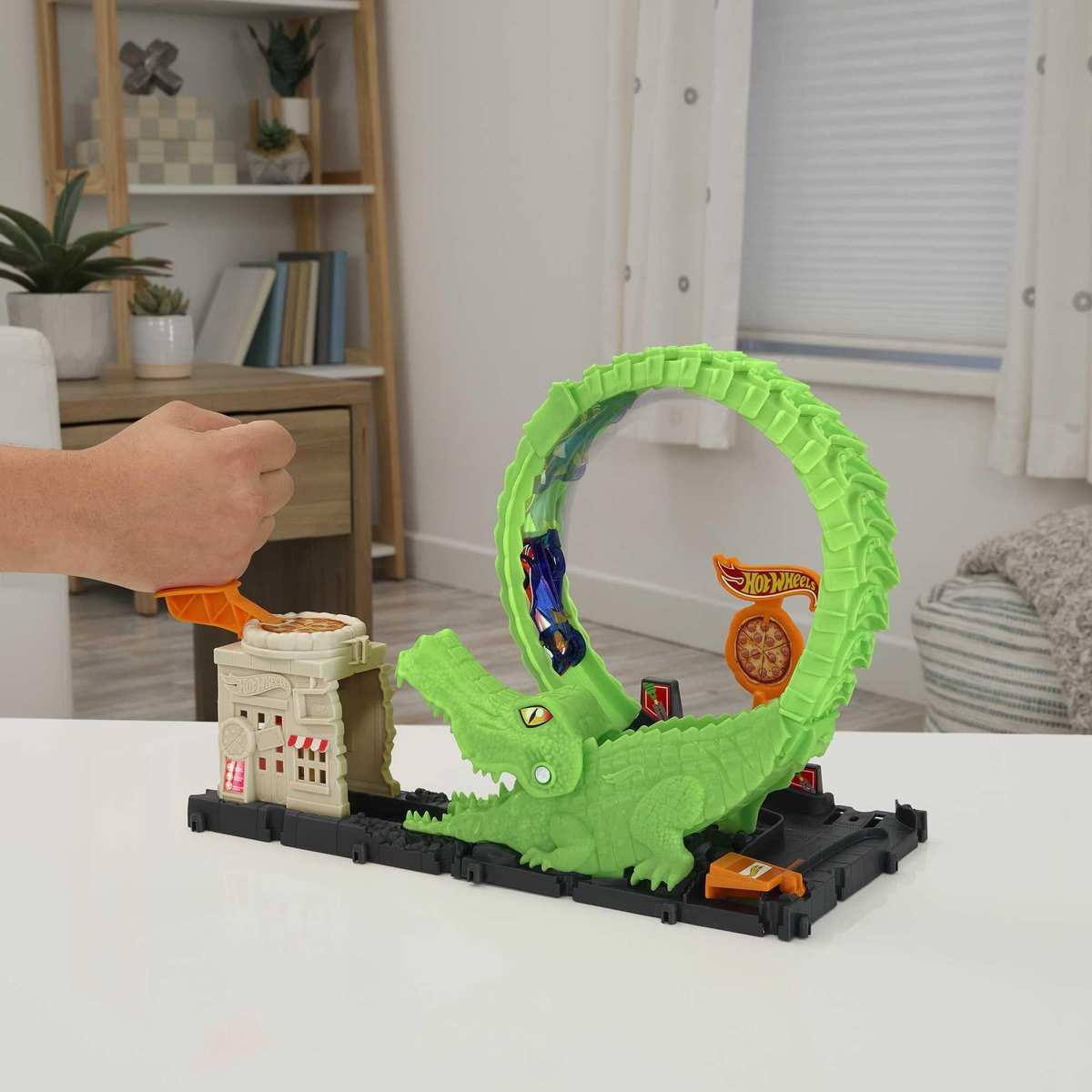 Hot Wheels Spielset Krokodilangriff Rennbahn Looping Spirale Pizzeria 4+ HKX39
