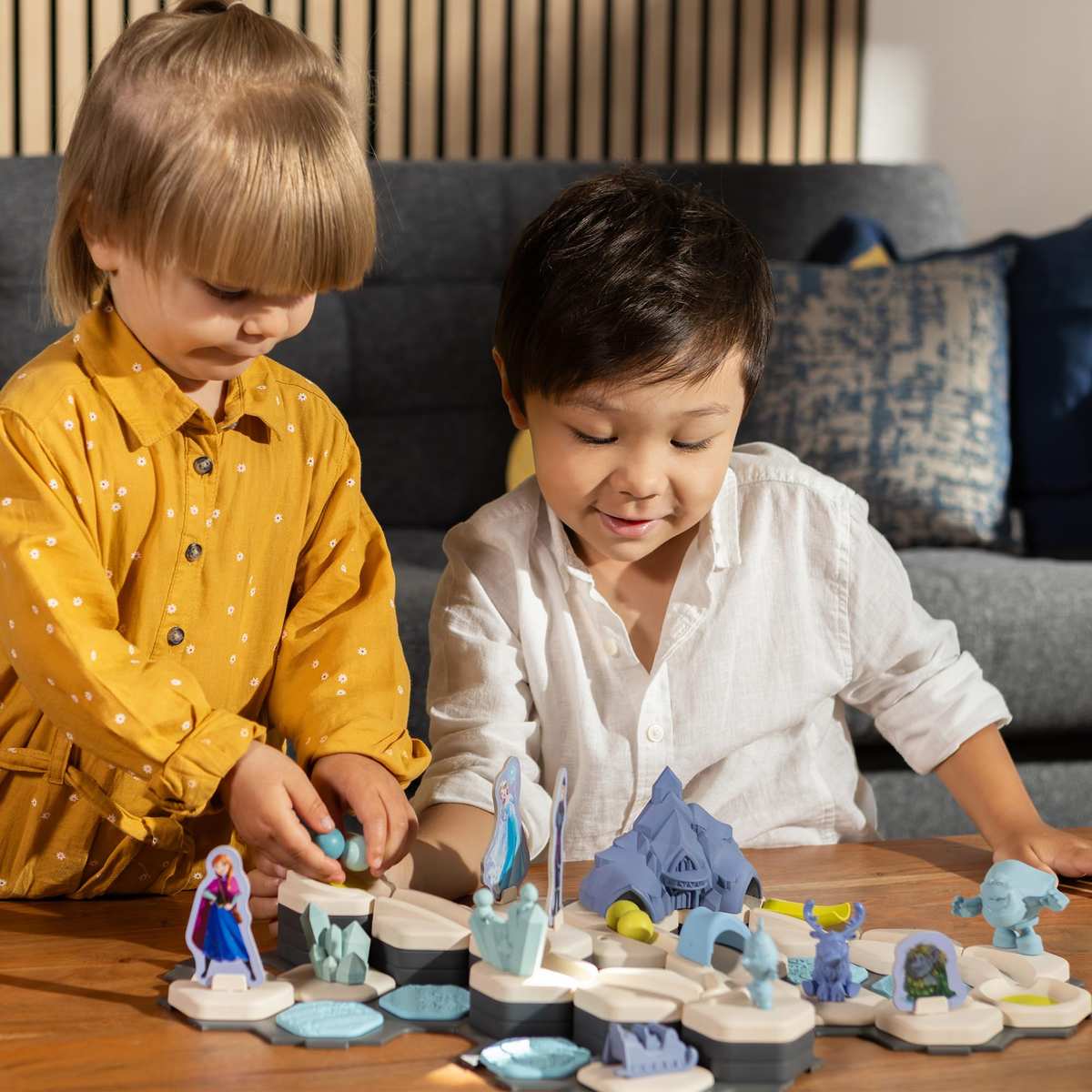 Ravensburger GraviTrax Junior Starter-Set XXL Disney Frozen Kugelbahn 3+