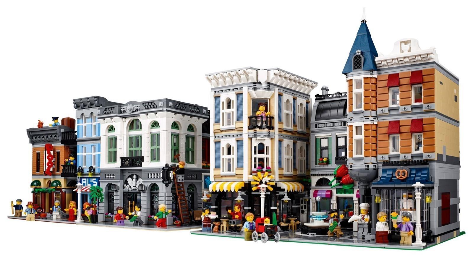 LEGO® Creator Expert 10255 Stadtleben Assembly Square