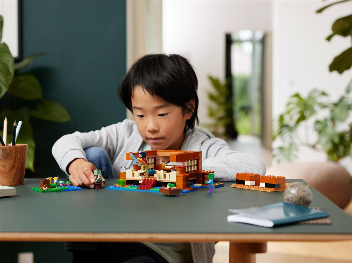 LEGO® Minecraft 21256 Das Froschhaus