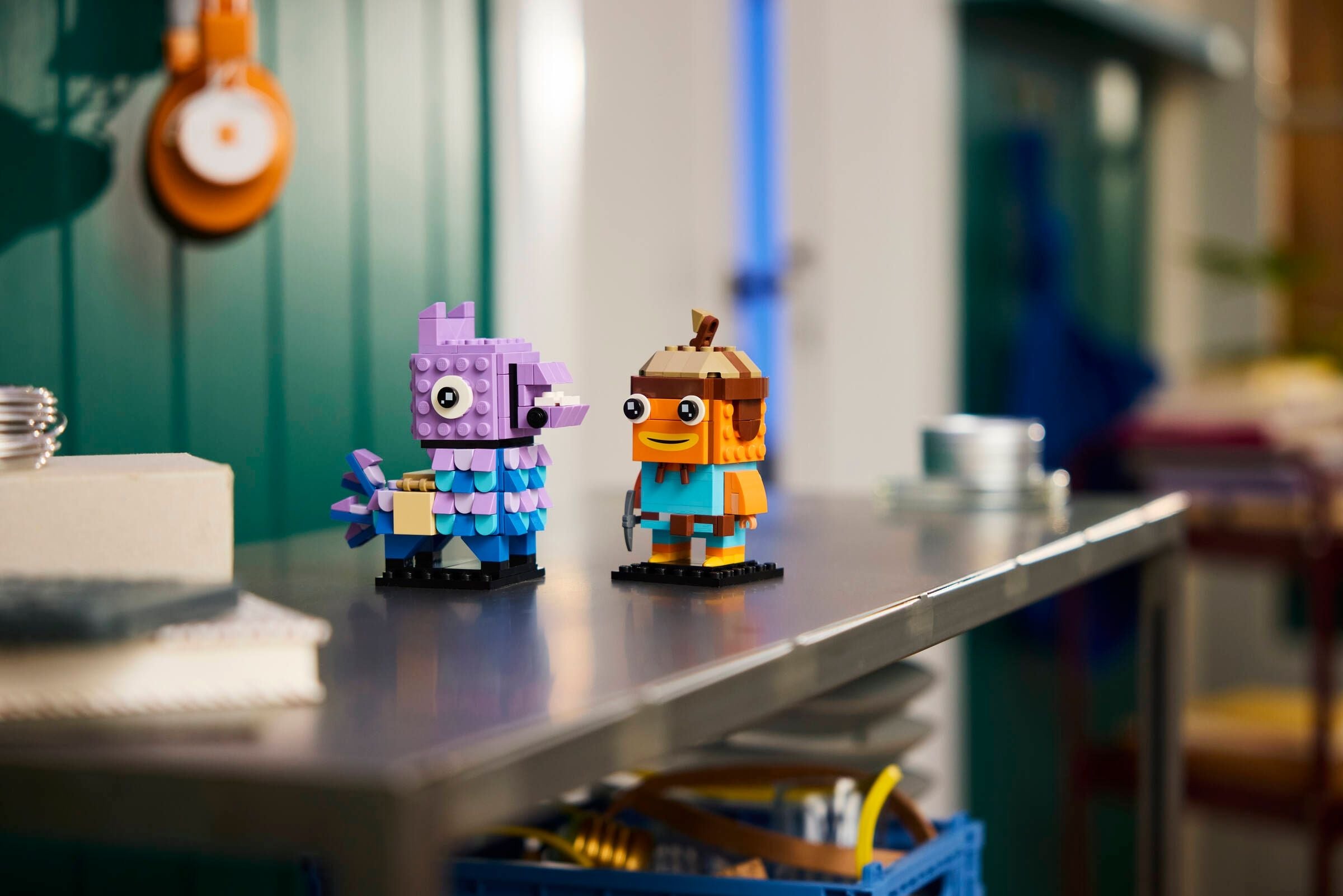 LEGO® BrickHeadz 40881 Vorratslama und Fischstäbchen Figuren