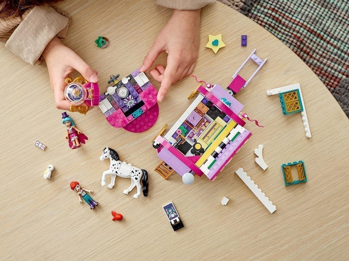 LEGO® Friends 41688 Magischer Wohnwagen