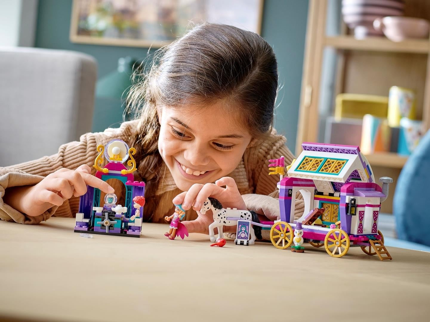 LEGO® Friends 41688 Magischer Wohnwagen