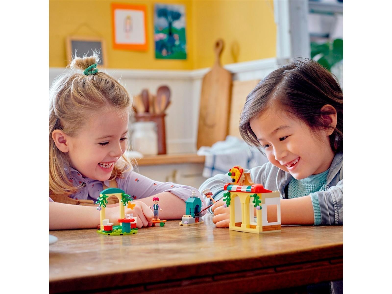 LEGO® Friends 41705 Heartlake City Pizzeria