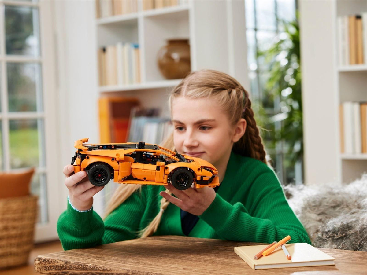 LEGO® Technic™ 42196 Lamborghini Huracán Tecnica Orange