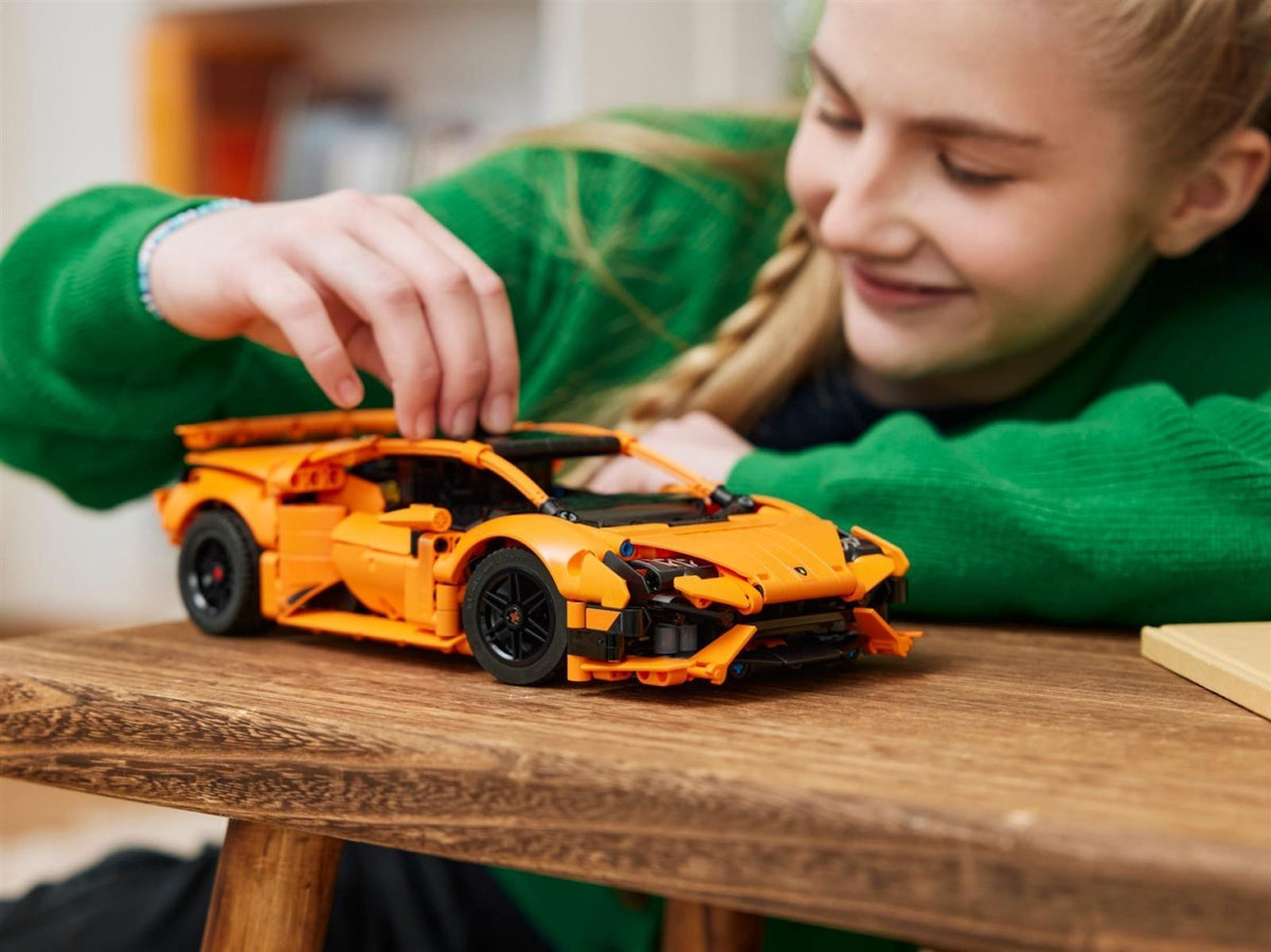 LEGO® Technic™ 42196 Lamborghini Huracán Tecnica Orange