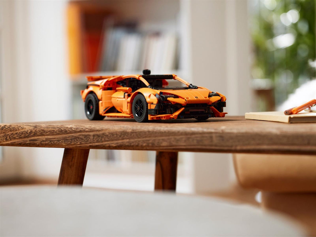 LEGO® Technic™ 42196 Lamborghini Huracán Tecnica Orange