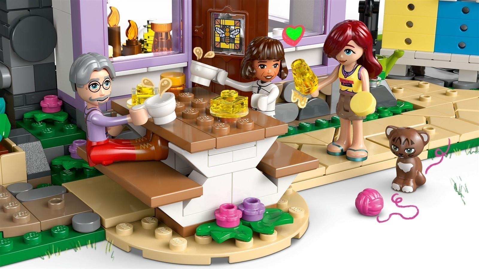LEGO® Friends 42669 Haus und Blumengarten der Imker