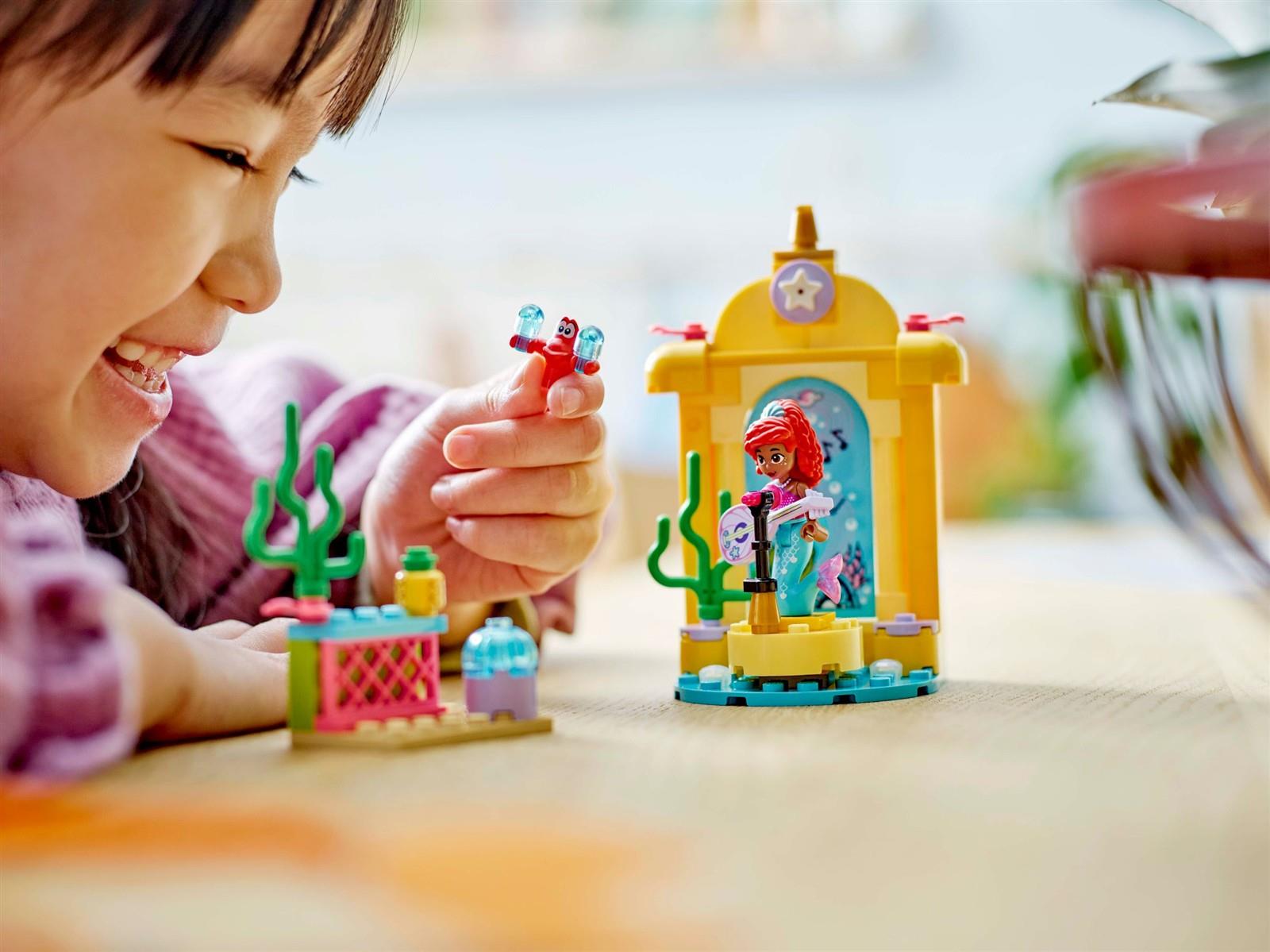 LEGO® Disney™ 43235 Arielles Musikbühne
