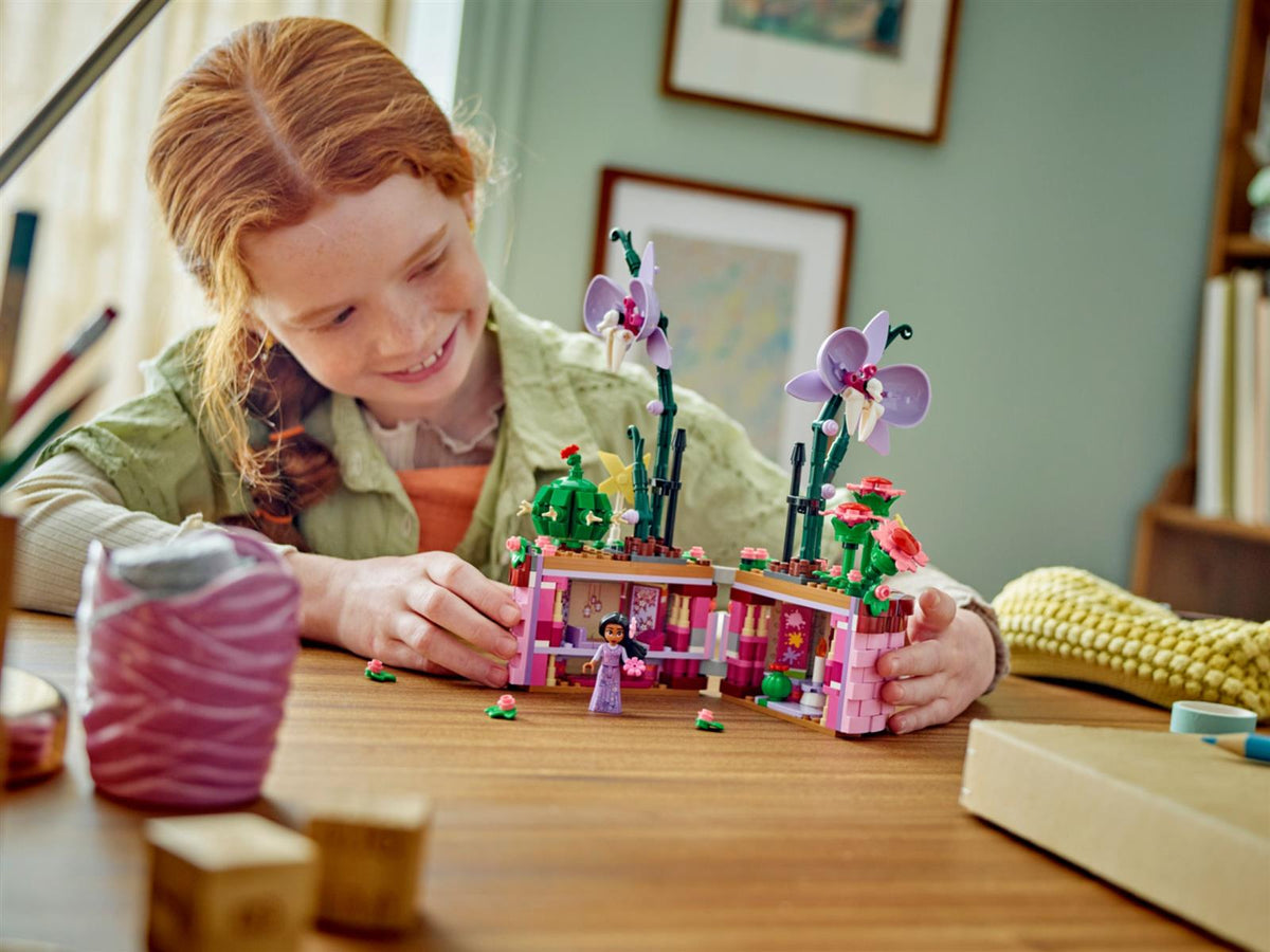 LEGO® Disney™ 43237 Isabelas Blumentopf