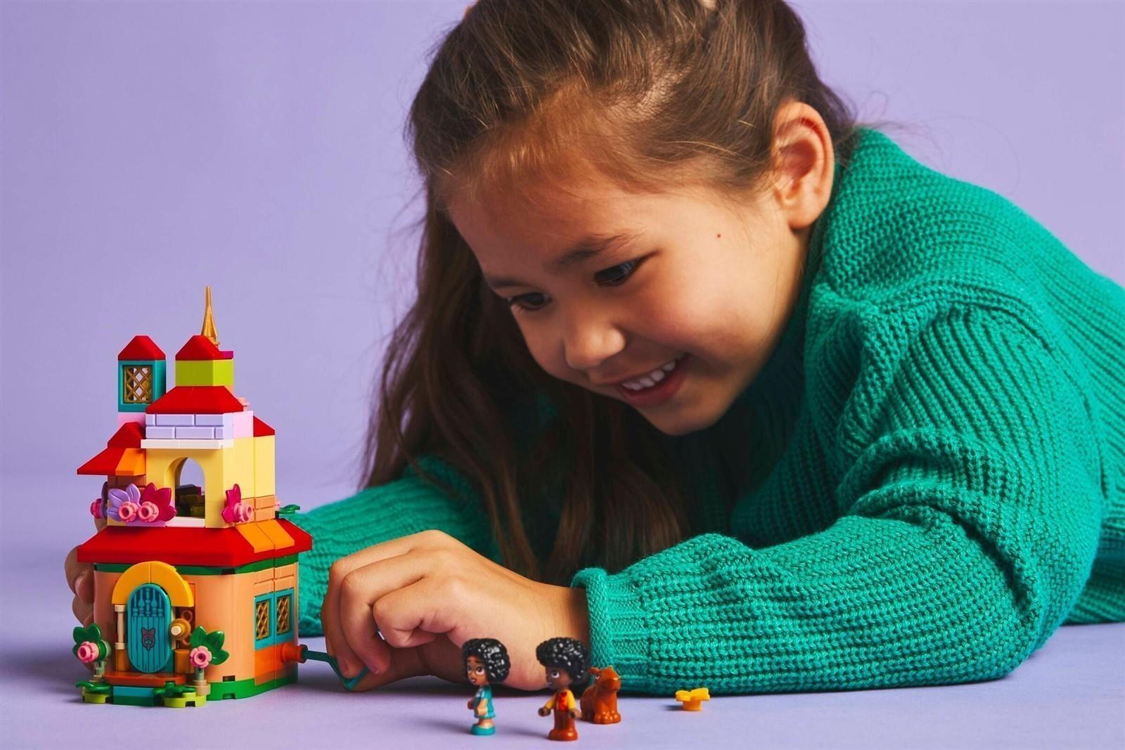 LEGO® Disney™ 43261 Encanto Mini-Haus