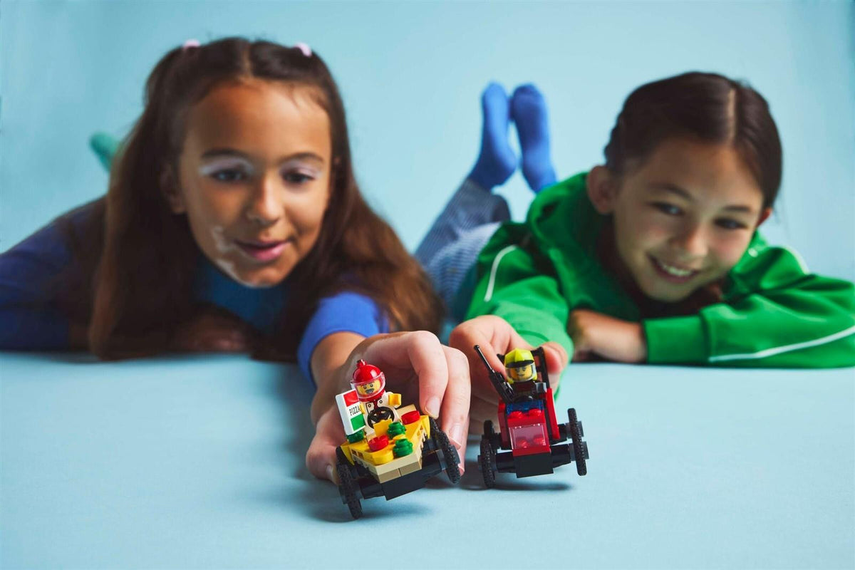 LEGO® City 60458 Pizzalieferwagen vs. Löschauto