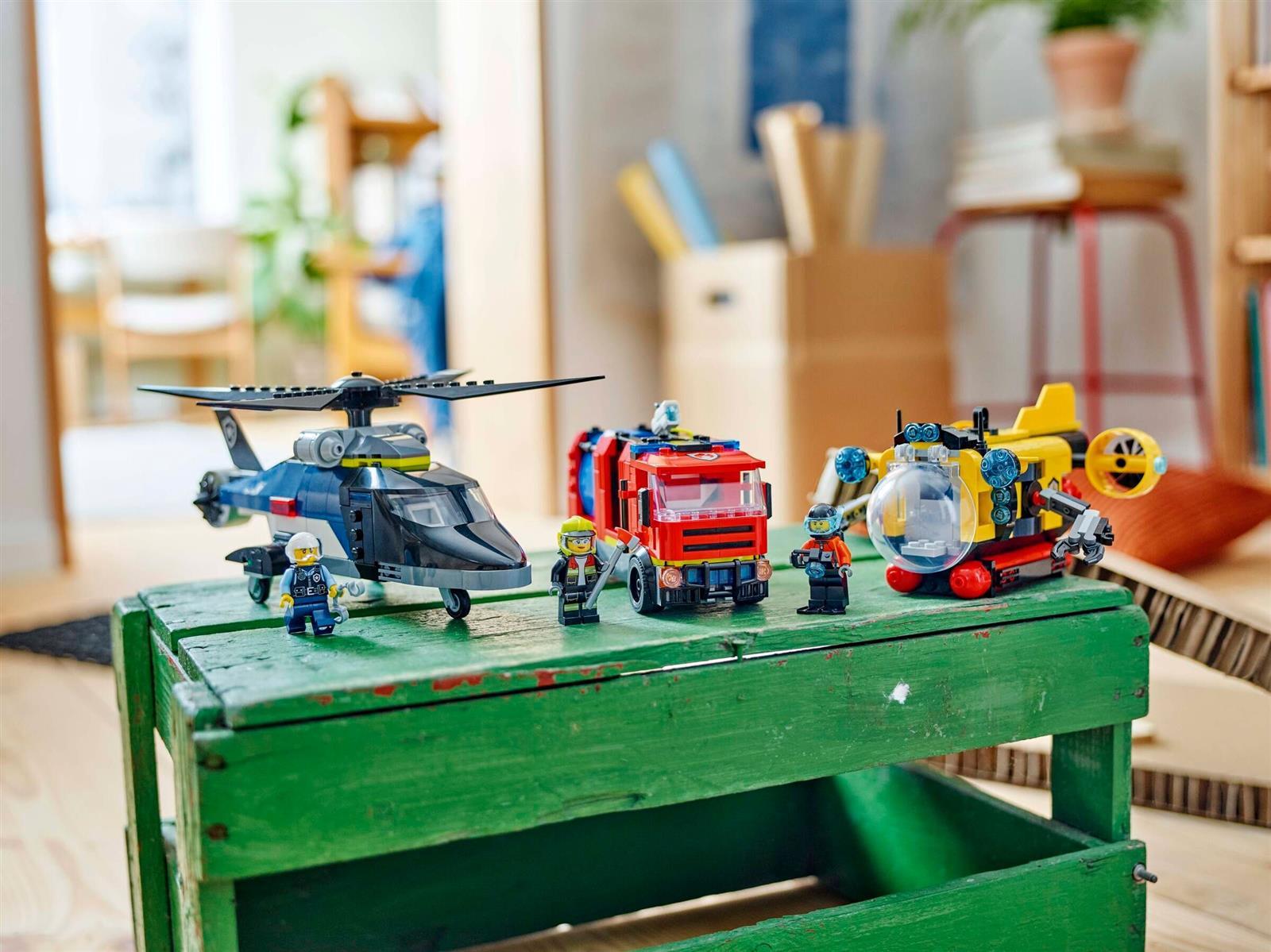 LEGO® City 60462 Kombinationsset mit Hubschrauber, Löschauto und U-Boot