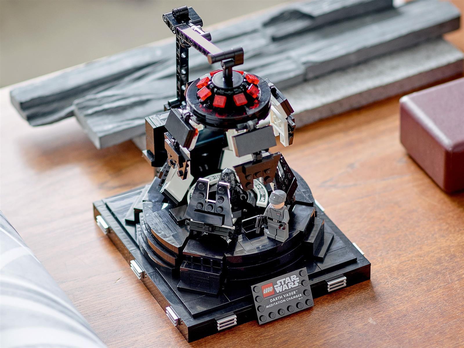 LEGO® Star Wars™ 75296 Darth Vader™ Meditationskammer