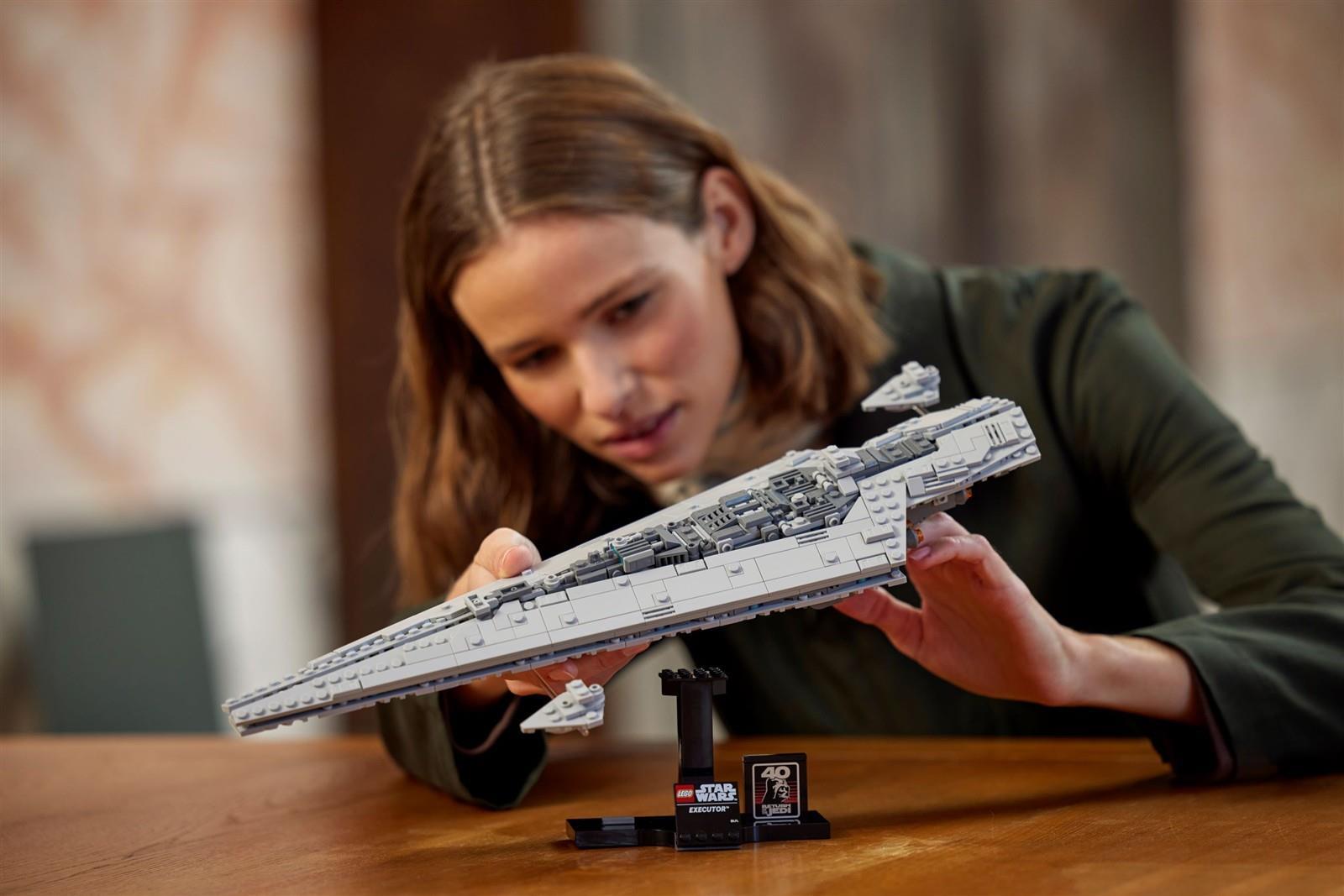 LEGO® Star Wars™ 75356 Supersternzerstörer Executor™