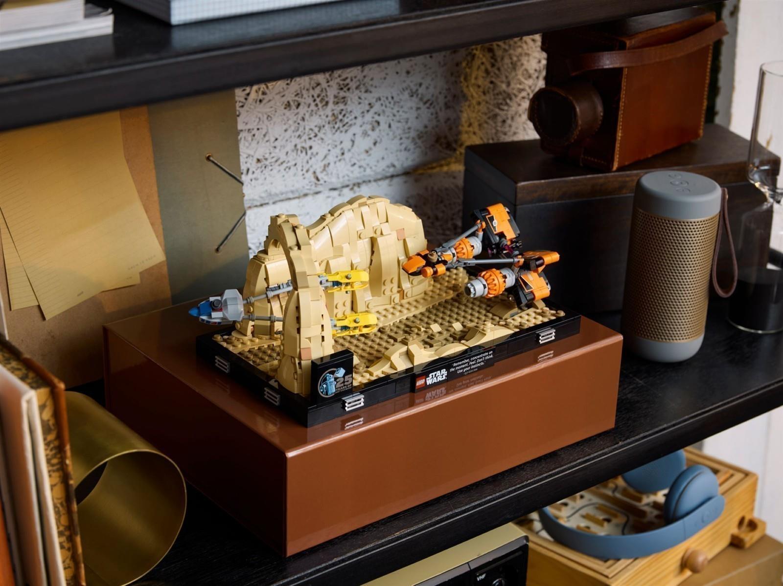 LEGO® Star Wars 75380 Podrennen in Mos Espa – Diorama