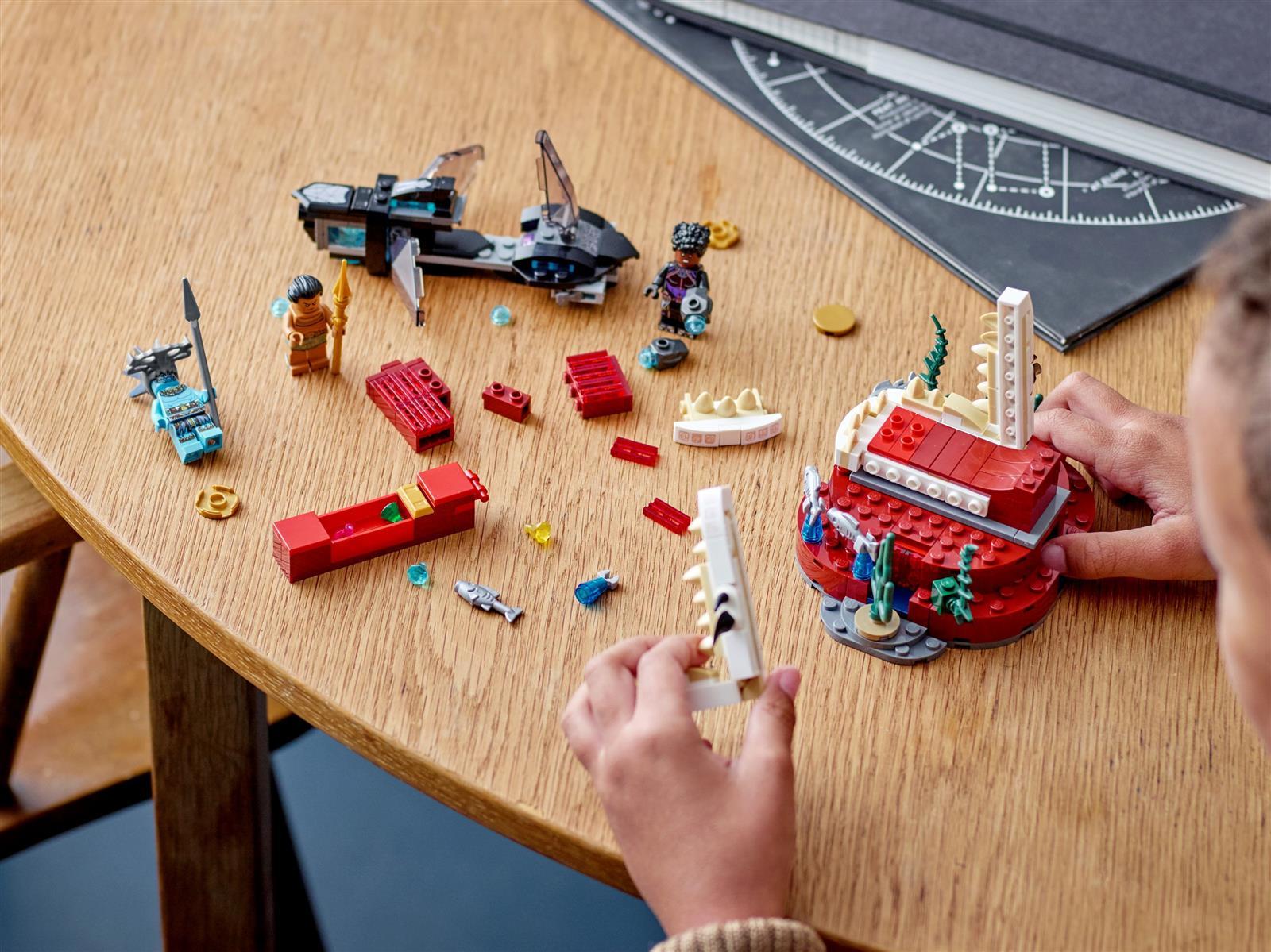 LEGO® Marvel Super Heroes 76213 König Namors Thronsaal