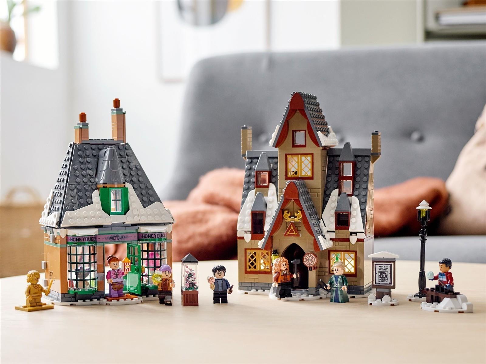 LEGO® Harry Potter™ 76388 Besuch in Hogsmeade™