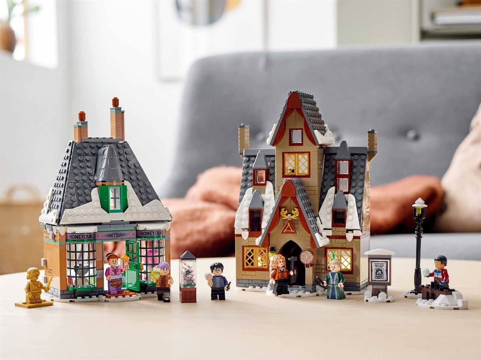 LEGO® Harry Potter™ 76388 Besuch in Hogsmeade™