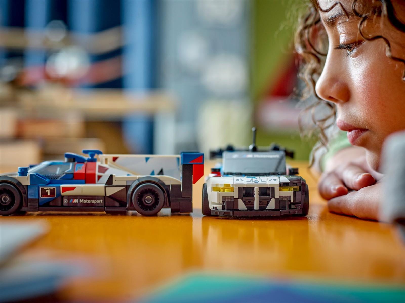 LEGO® Speed Champions 76922 BMW M4 GT3 & BMW M Hybrid V8 Rennwagen