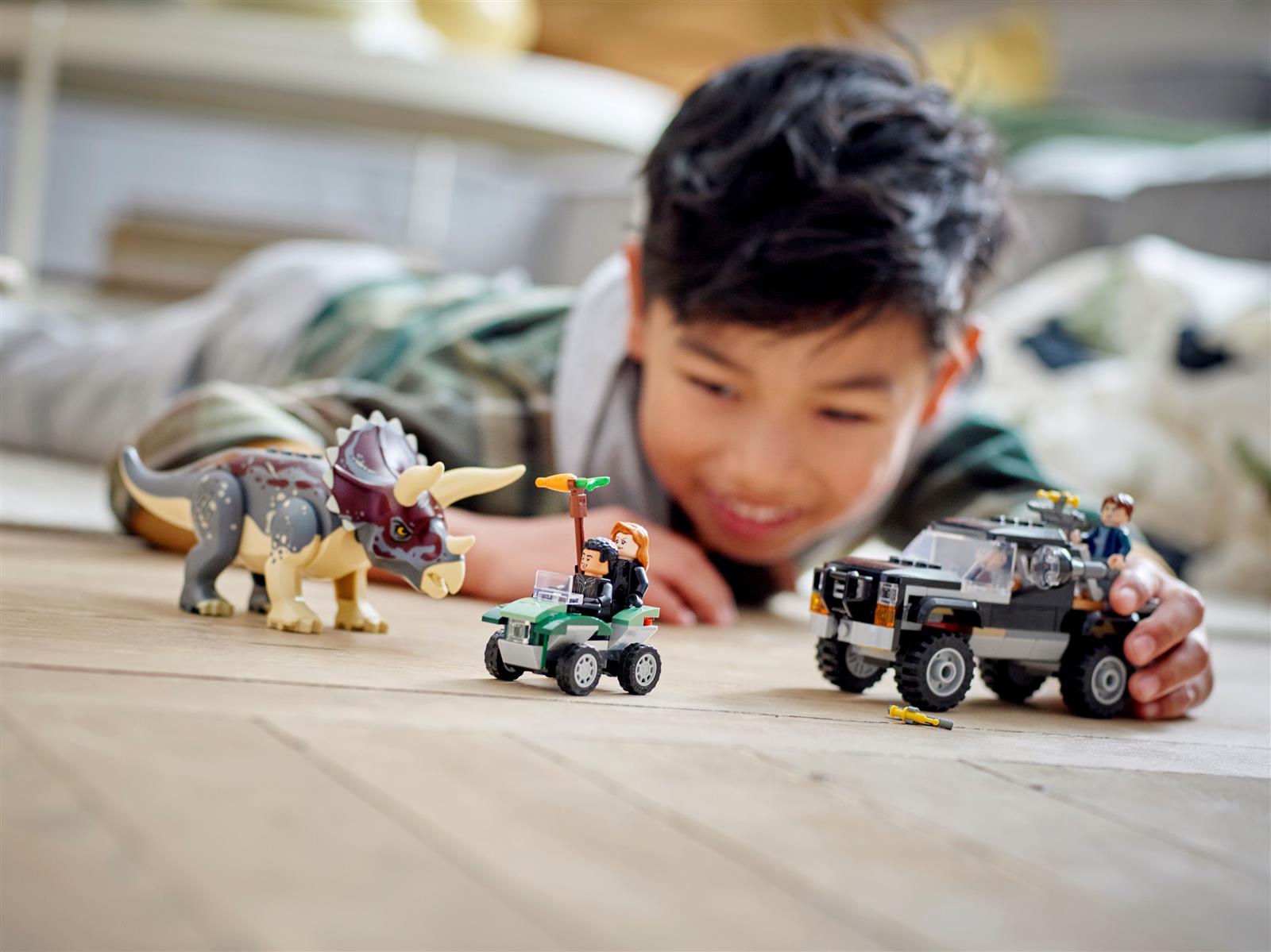 LEGO® Jurassic World™ 76950 Triceratops-Angriff