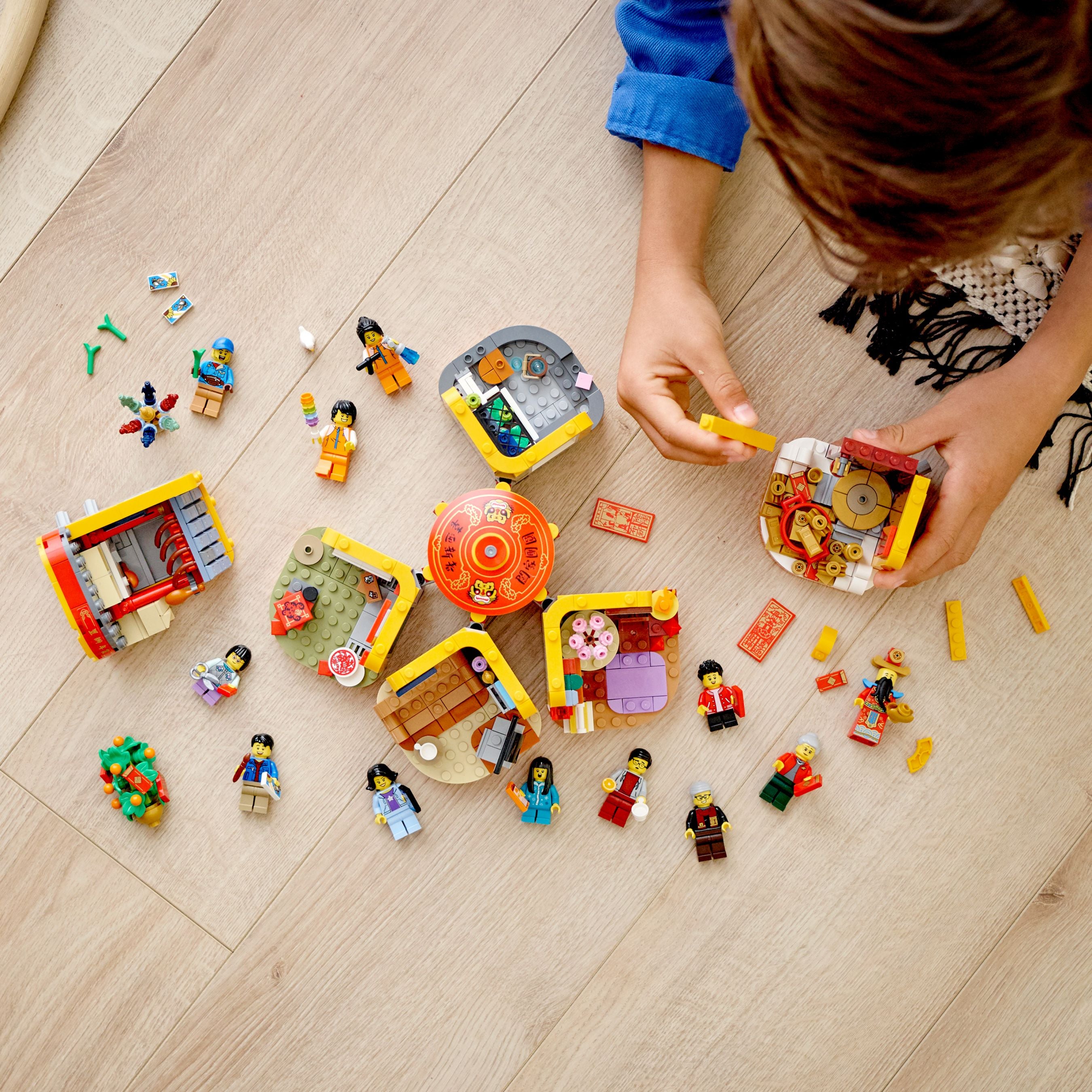 LEGO® 80108 Mondneujahrstraditionen
